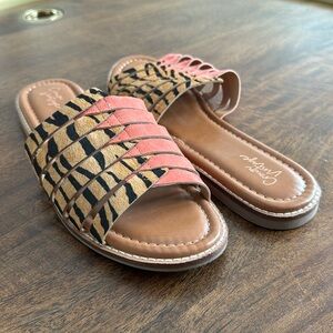 Animal print & melon colored cow hair/leather sandals- size 9.5